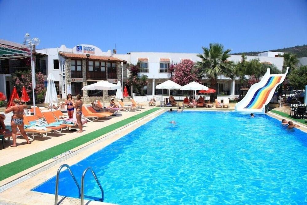 Delfi Hotel Spa & Wellness Center Bodrum Exterior foto
